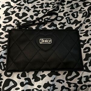 Wrist juicy couture wallet